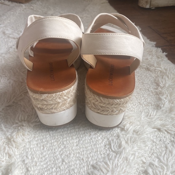 Cream platforms - Picture 4 of 5